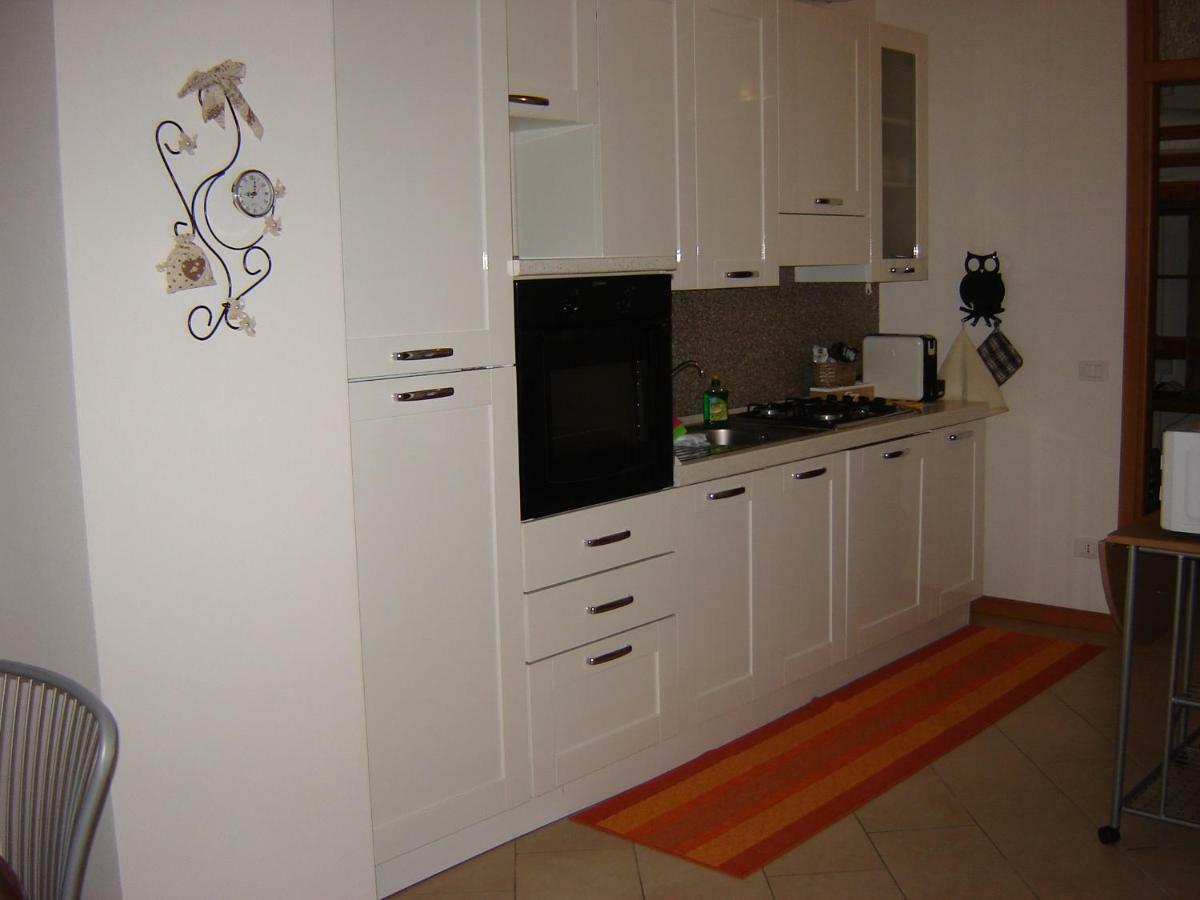 A 7 Km Da Salo' Casa Del Sole Mansarda Apartment กาวาร์โด ภายนอก รูปภาพ